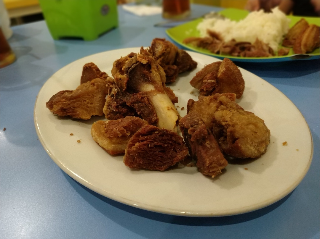 Krobokan餐馆和美食-Puri's Resto