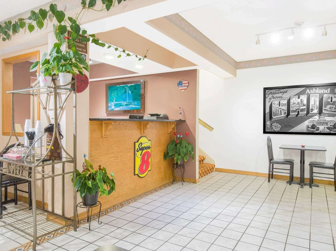 Super 8 by Wyndham Ashland主图