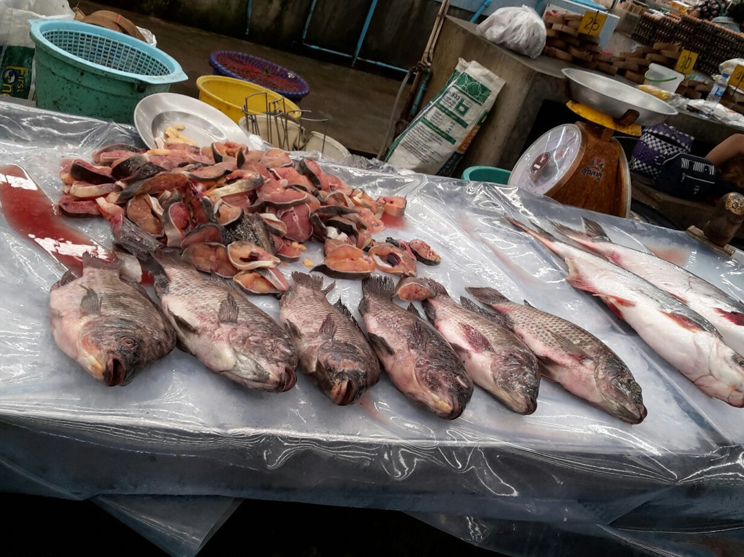 Star Night Bazaar-罗勇必去景点