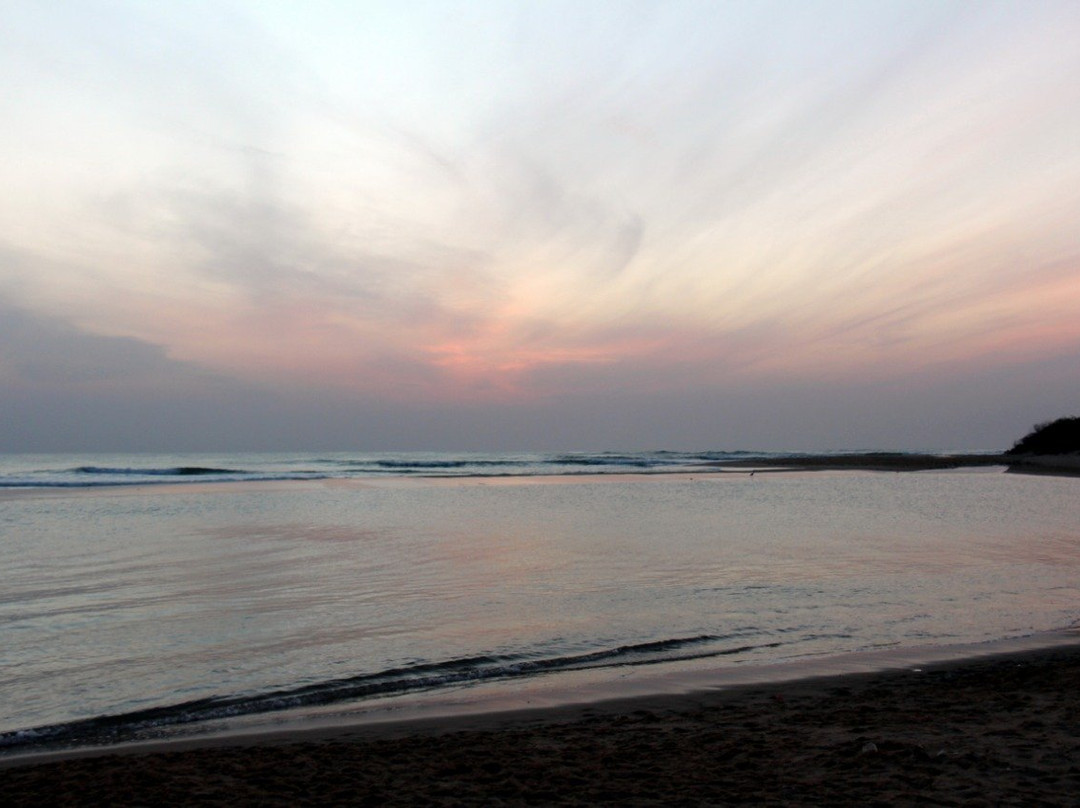 Manapad Beach景点图片