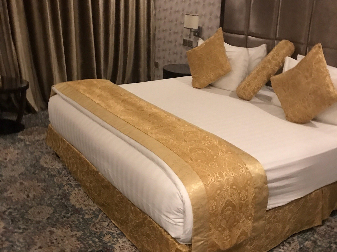 Dhahran Al Janub酒店住宿-Lotus Hotel