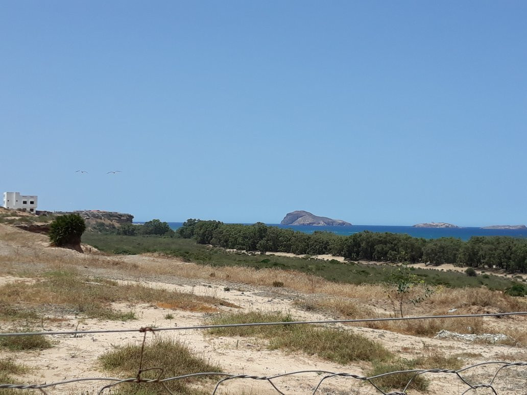 Plage Cap de l'Eau-Oriental必去景点