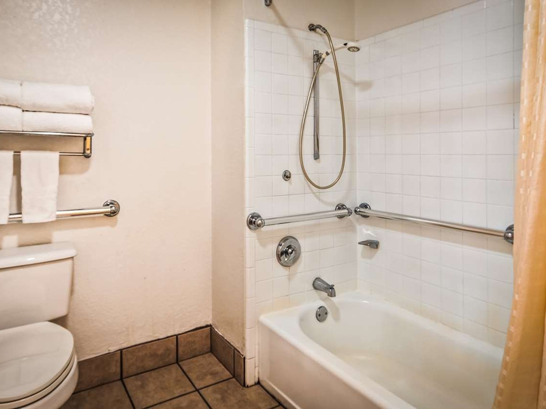 SureStay By Best Western Floresville主图