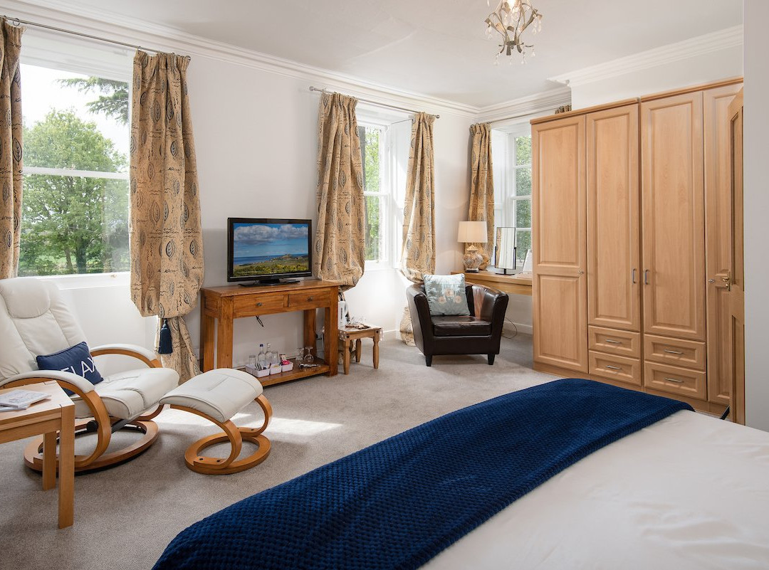 Broomhouse Farmhouse主图