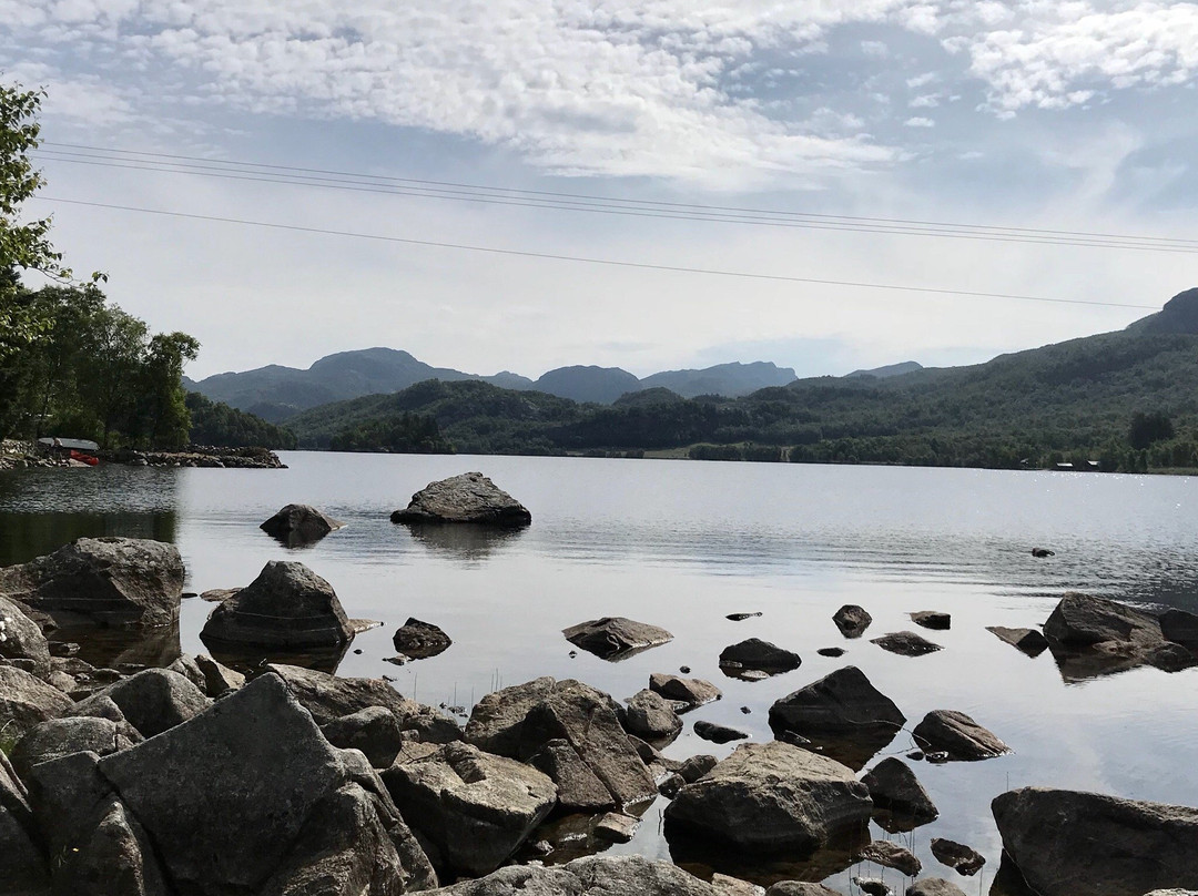 Tengesdal Lake景点图片