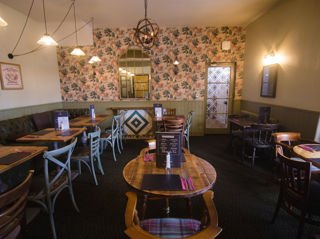 The Woolpack Hotel主图