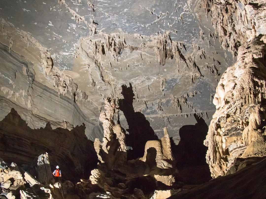 Tu Lan Caving Center景点图片