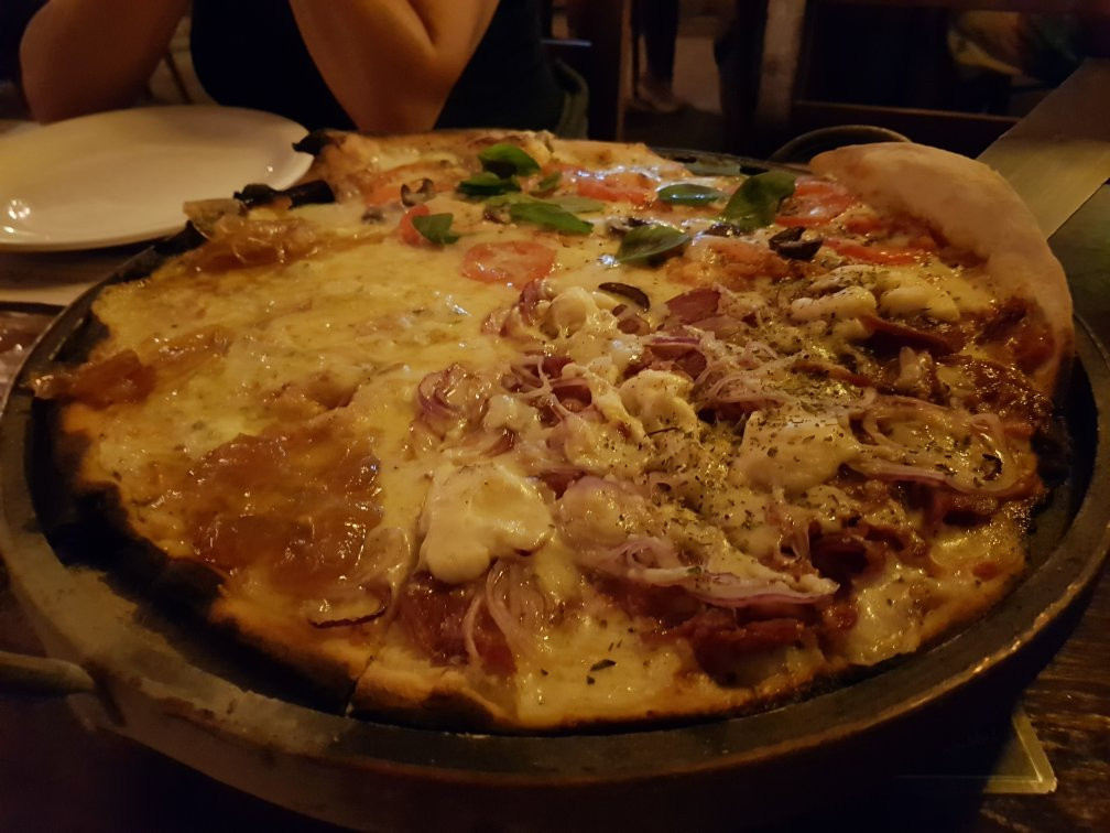 Restaurante e Pizzaria Fornellone Atlântida