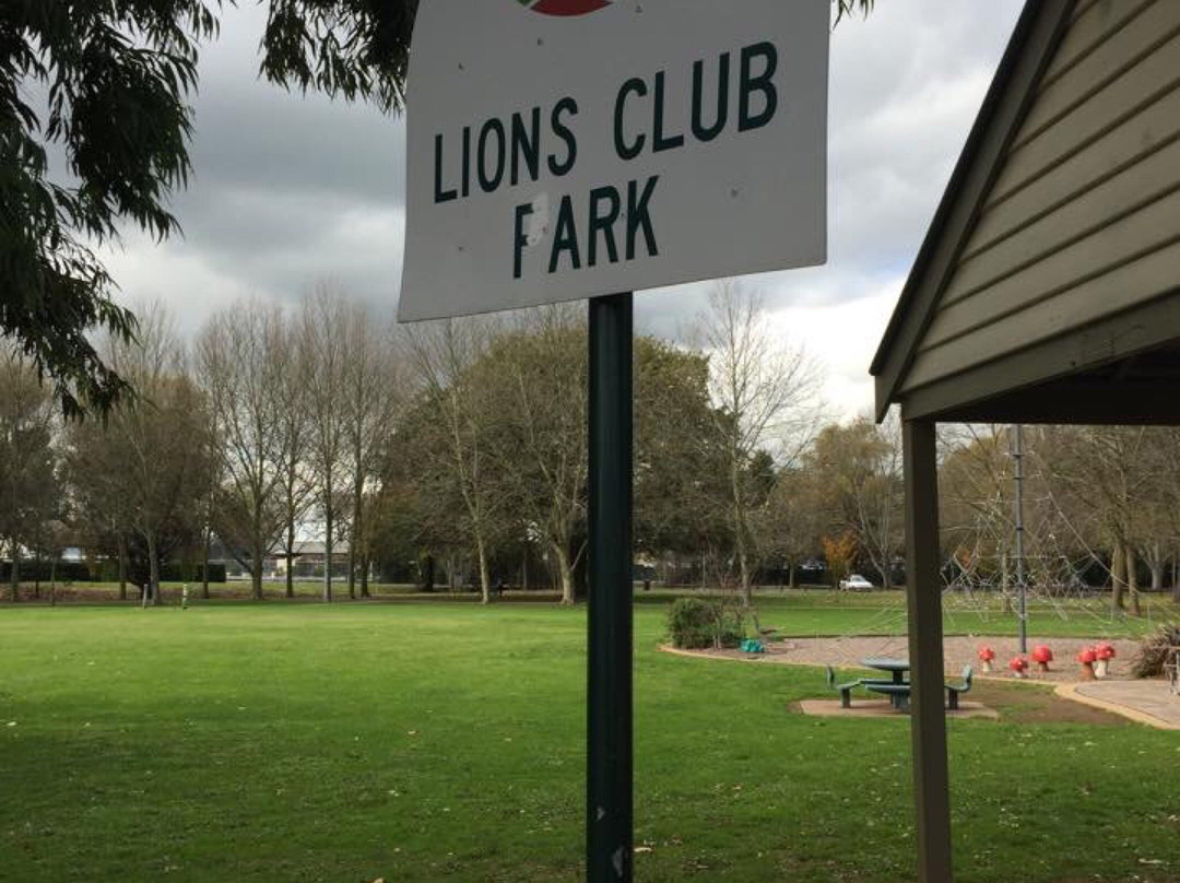 Lions Club Park景点图片