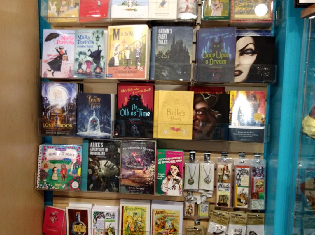 The Marble Faun Books & Gifts-塞勒姆必去景点