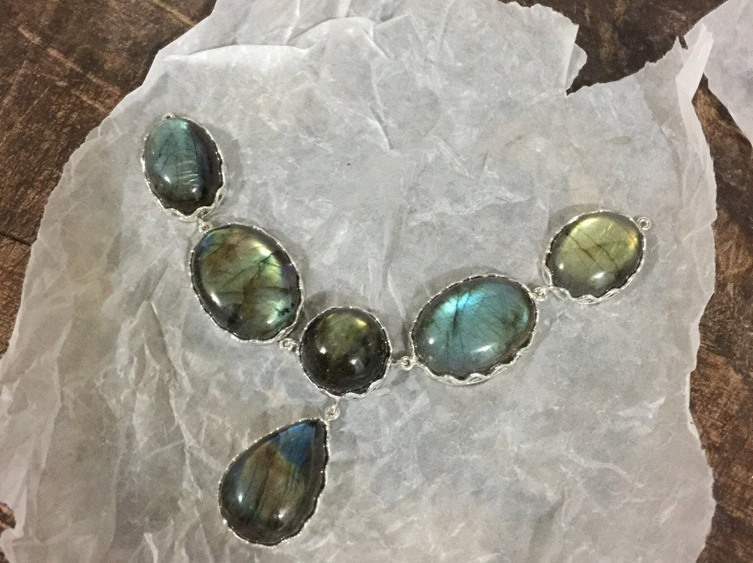 Crestar-加勒必去景点