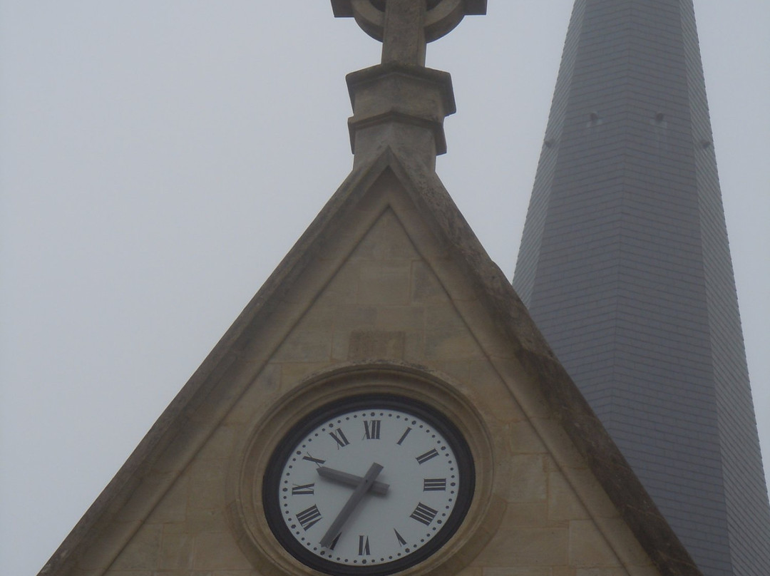 Eglise Sainte Anne-L'Etang-la-Ville必去景点