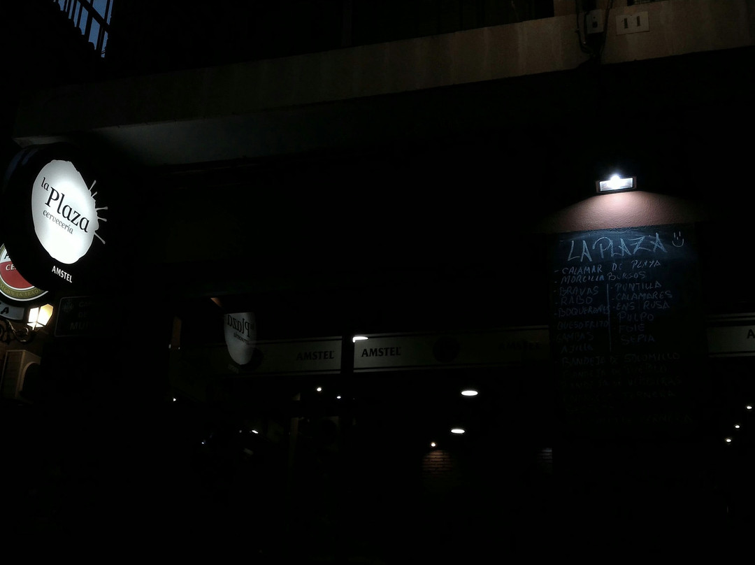 Benicolet餐馆和美食-Cerveceria La Plaza