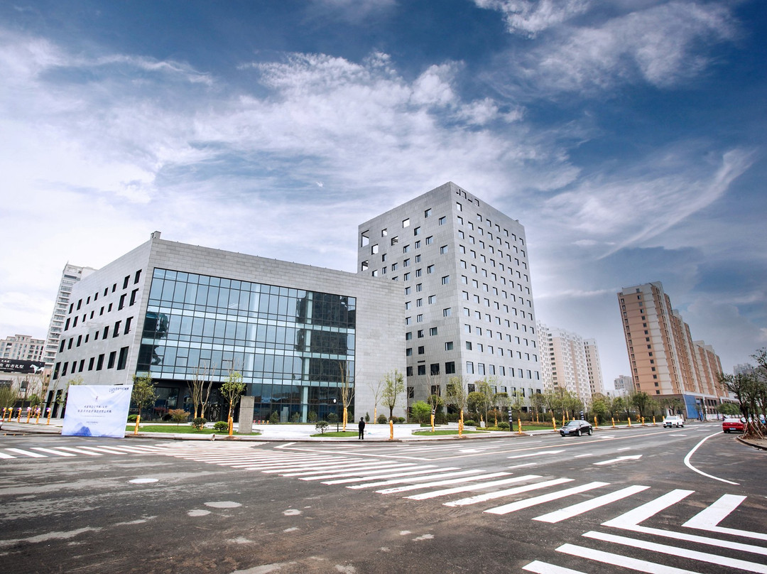 沃洲逸郡酒店主图