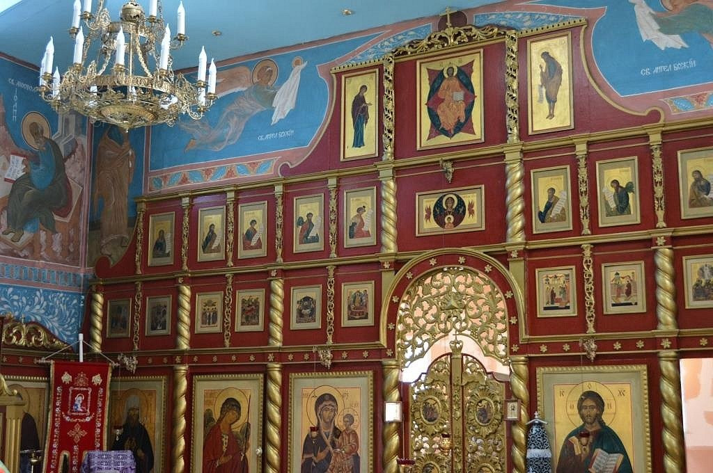 Church of the Holy Apostles Peter and Paul景点图片
