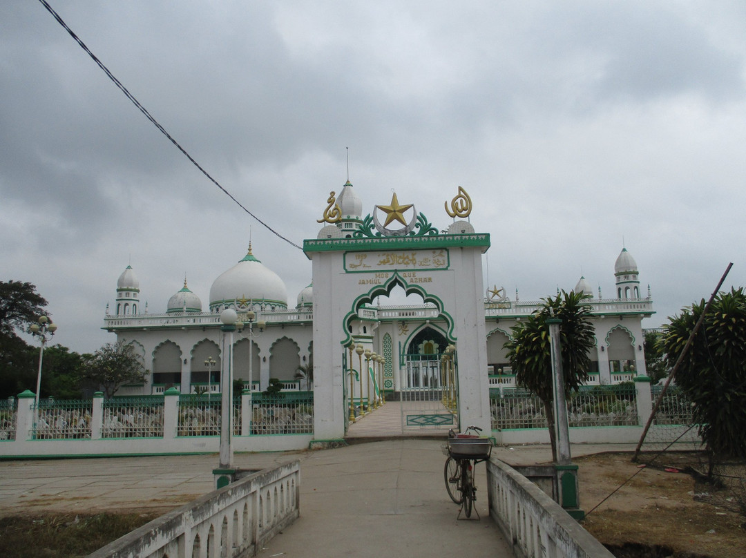 Mosque Jamiul Azhar-朱笃必去景点
