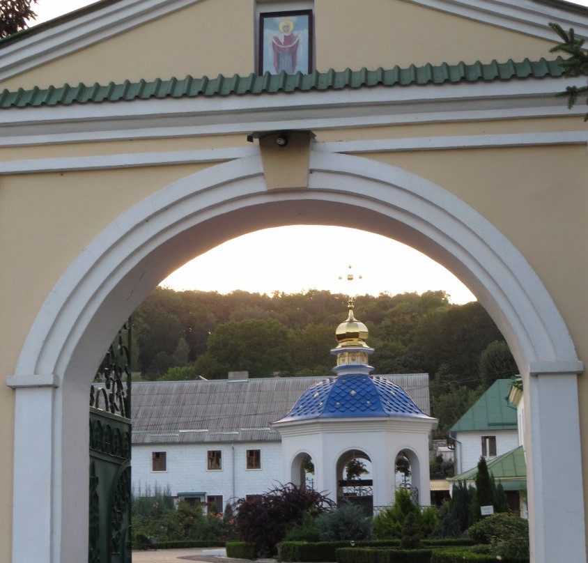 Epiphany Monastery-Kremenets必去景点