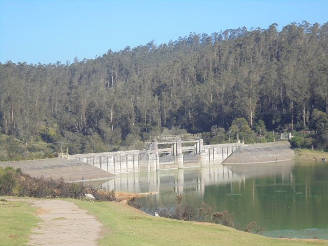 Kamraj Sagar Lake景点图片