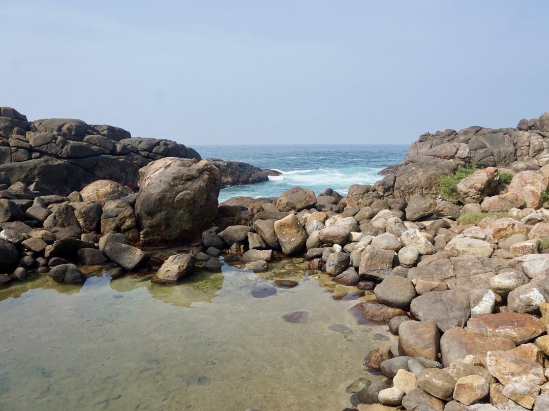 Thaproban Pavilion Waves主图