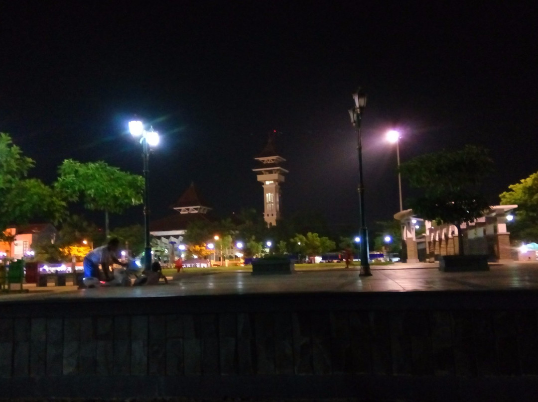 Rembang Town Square景点图片