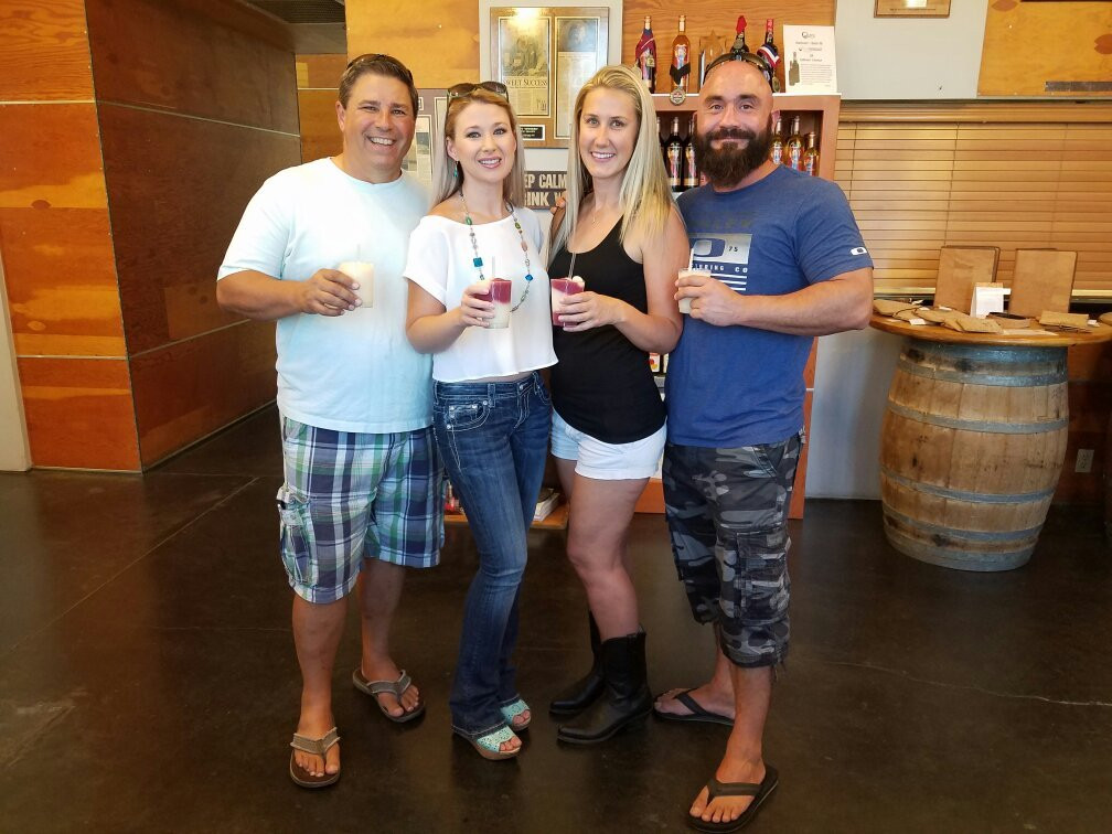 Cru Wine Company-马德拉必去景点