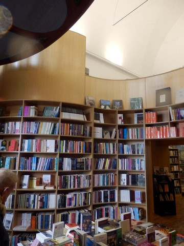 Livraria de Santiago-奥比都斯必去景点