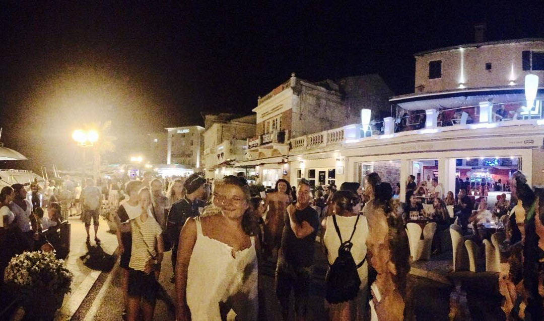 General Lounge-波雷奇必去景点