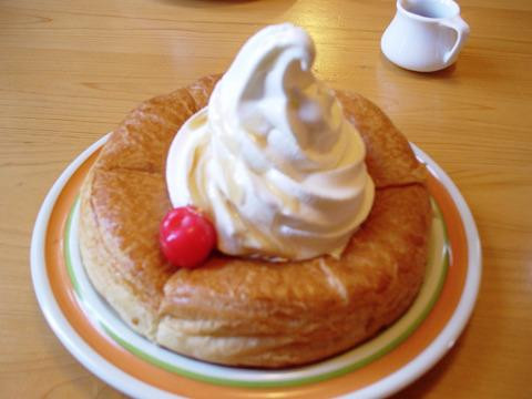 大东市餐馆和美食-Komeda Coffee