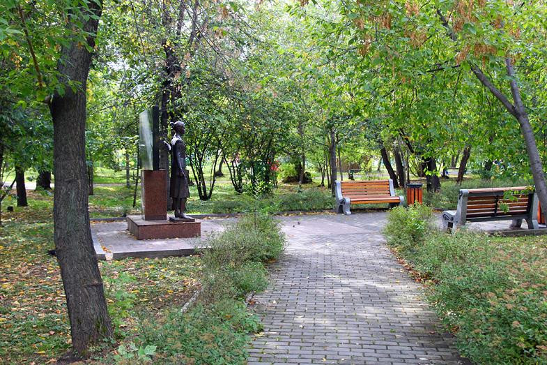 Monument to the Teacher-克拉斯诺亚尔斯克必去景点