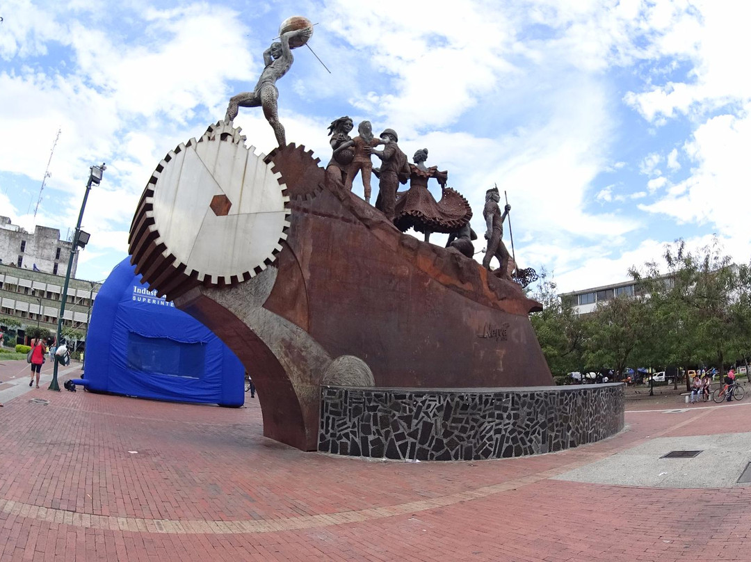 Monumento Cuarto Centenario-内瓦必去景点