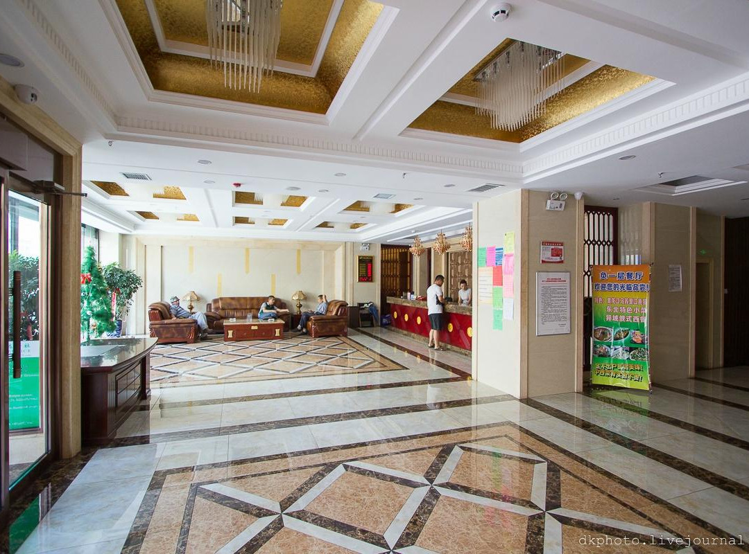 抚远县酒店住宿-惠隆商务酒店