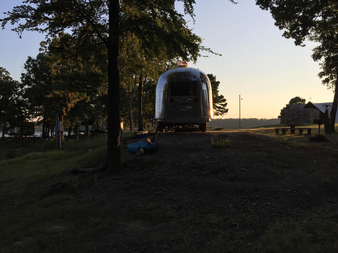 Arrowhead State Park-Canadian必去景点
