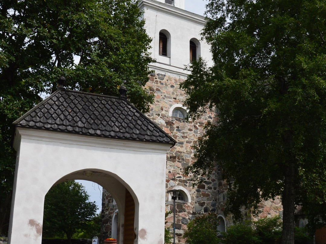 Eurajoki旅游景点-The Church of the Holy Cross