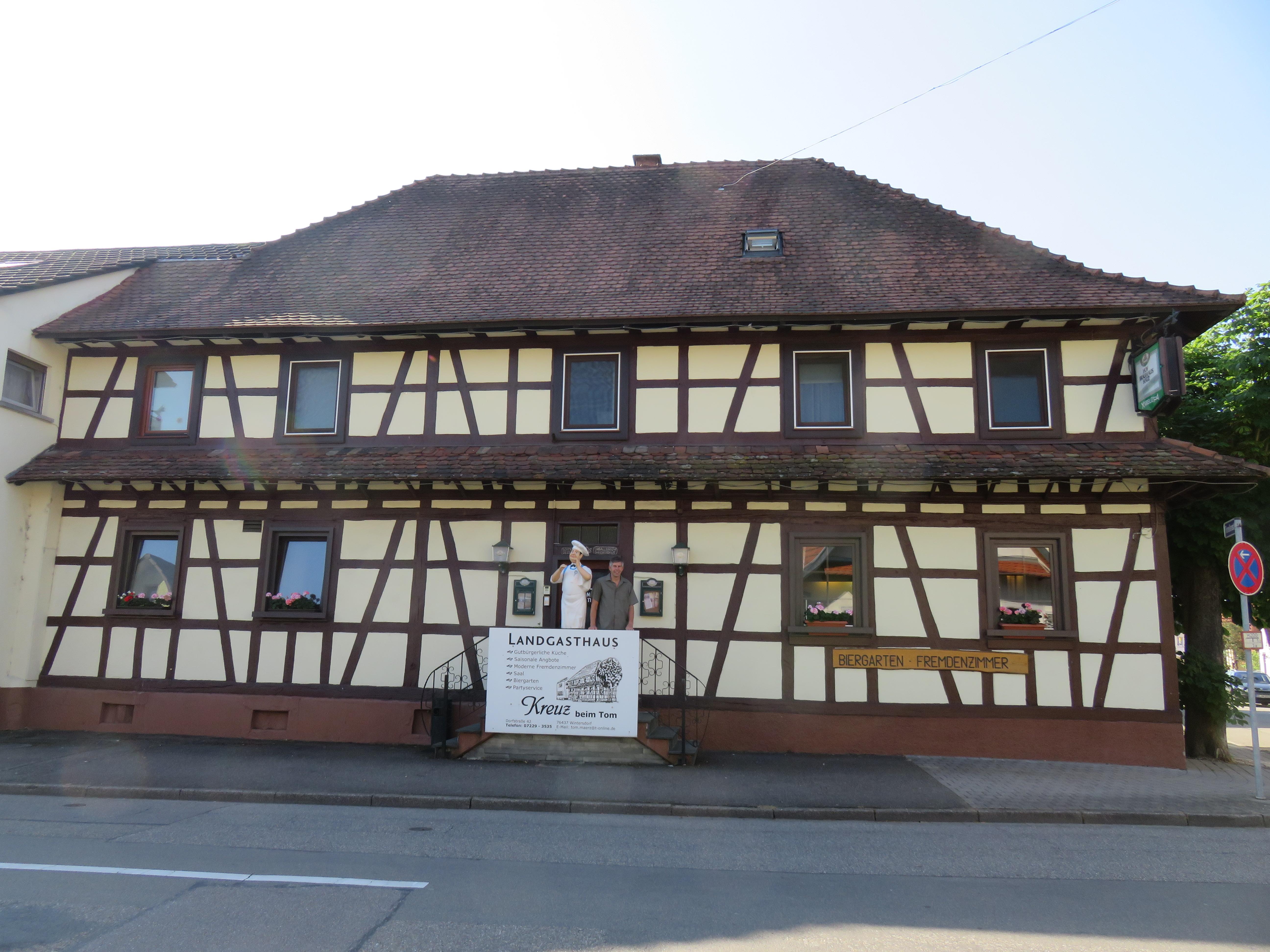 Kreuz Beim Tom-浴室