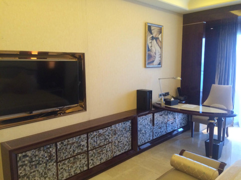 三亚湾希尔顿逸林酒店主图