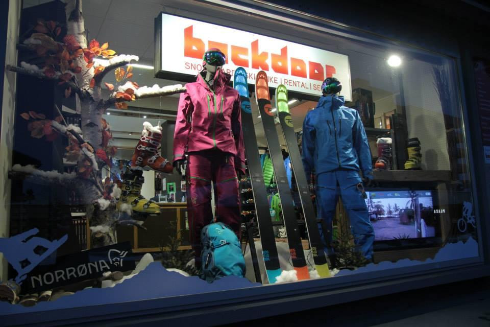 Backdoor Snowboard | Ski | Bike | Running Shop-格林德瓦必去景点