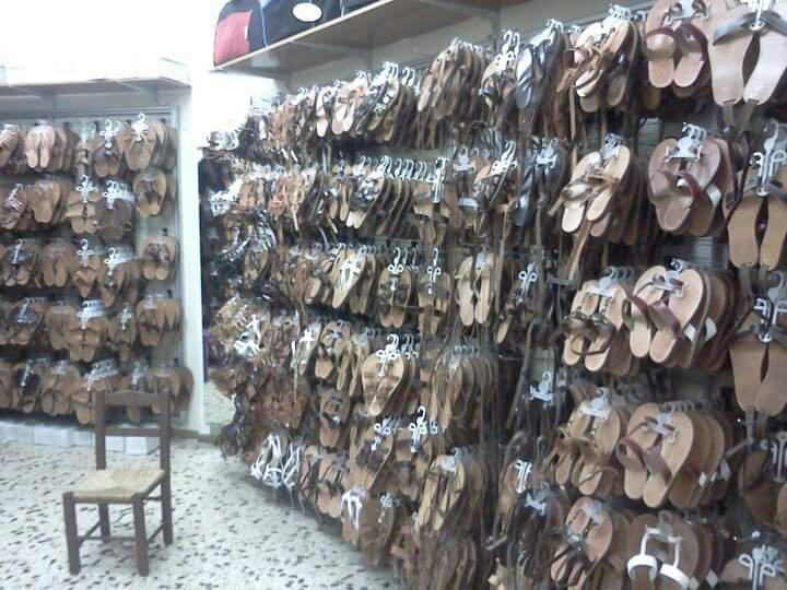 Meteora Sandals (Ekfrasi)-卡兰巴卡必去景点