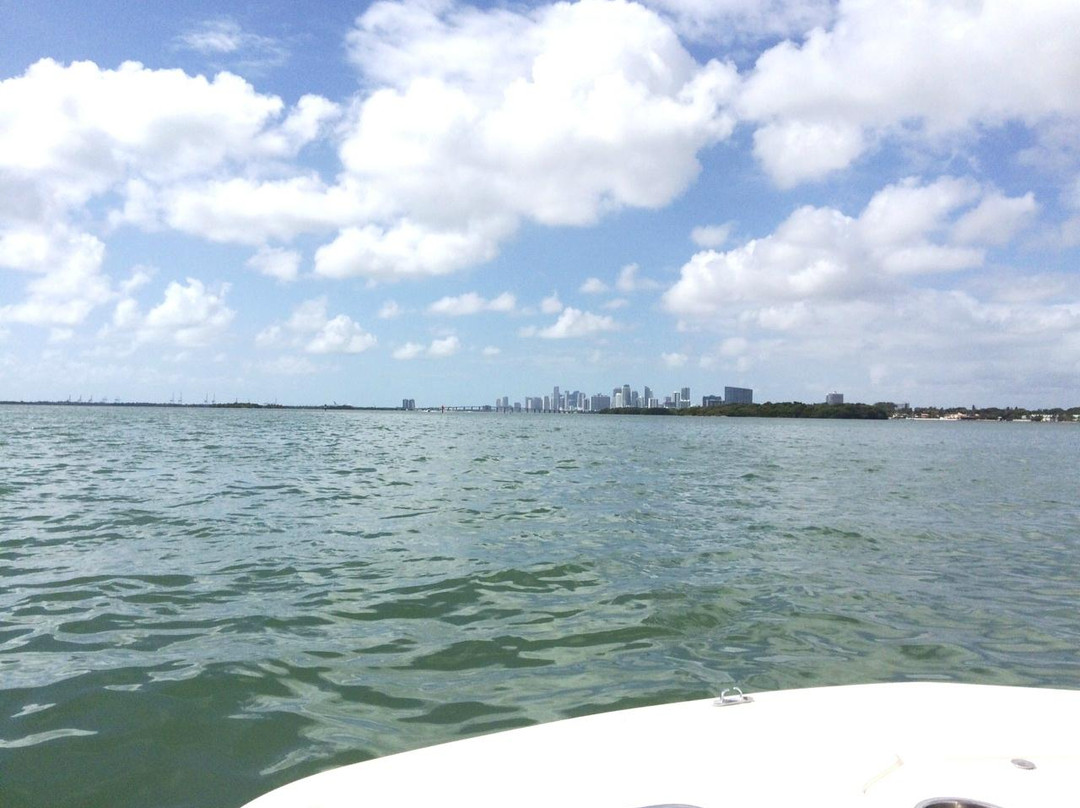 Miami Boat Rent Inc.-迈阿密必去景点