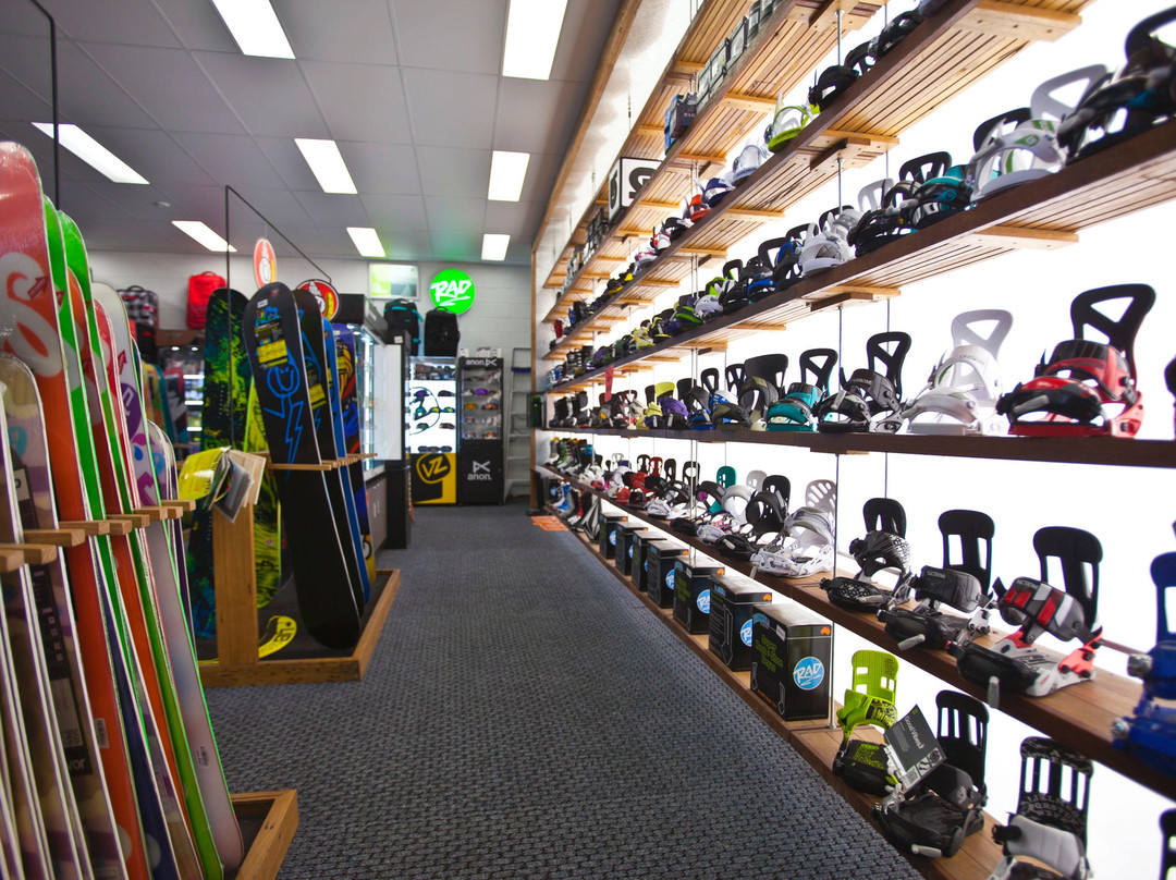 Rhythm Snowsports景点图片