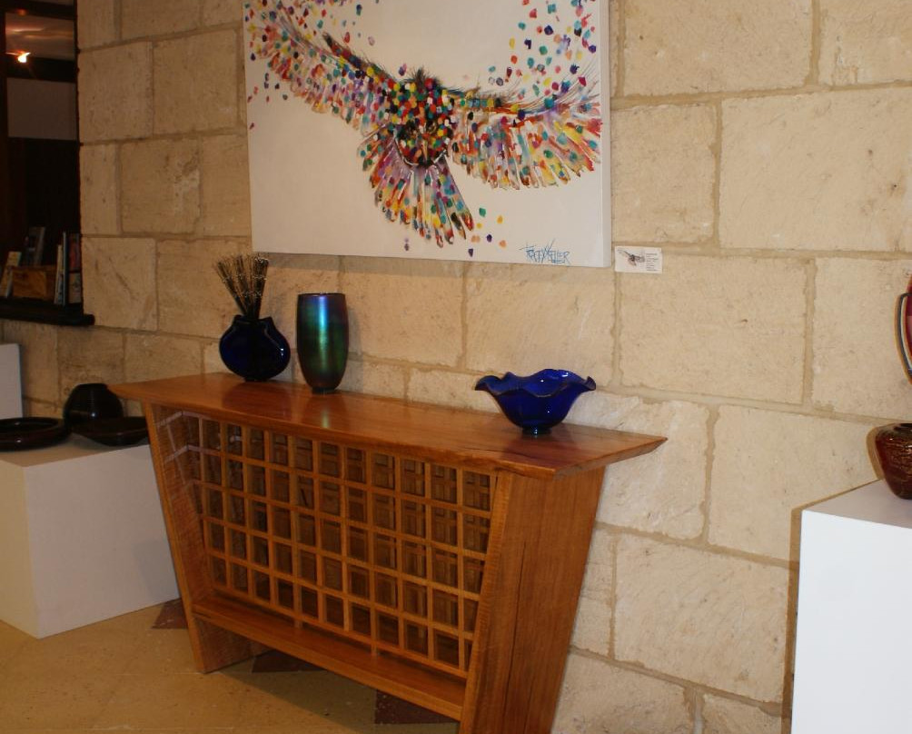 John Streater Fine Furniture Gallery-雅林角必去景点