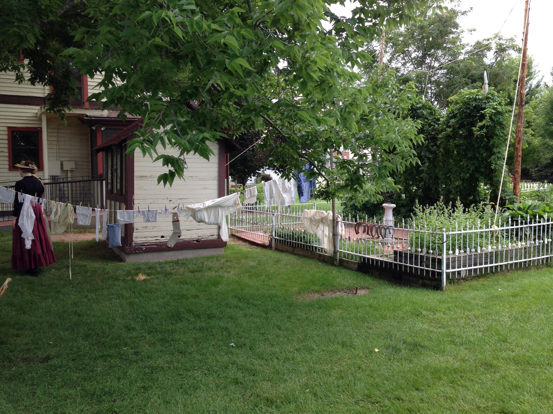 Centennial Village Museum-格里利必去景点