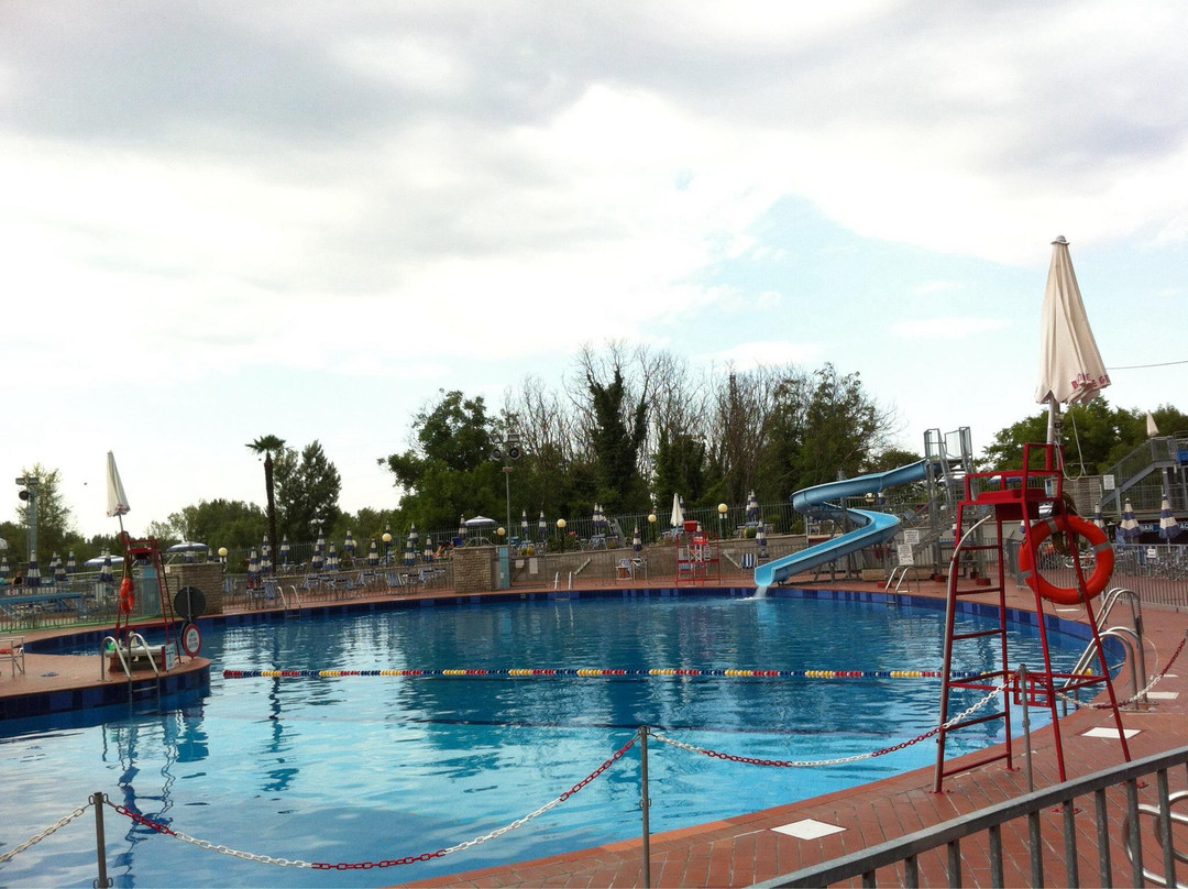 Piscina Barracuda景点图片