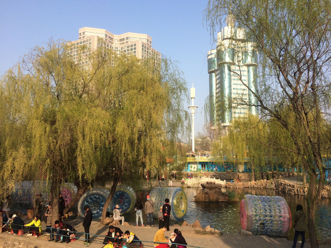 劳动公园-大连市必去景点