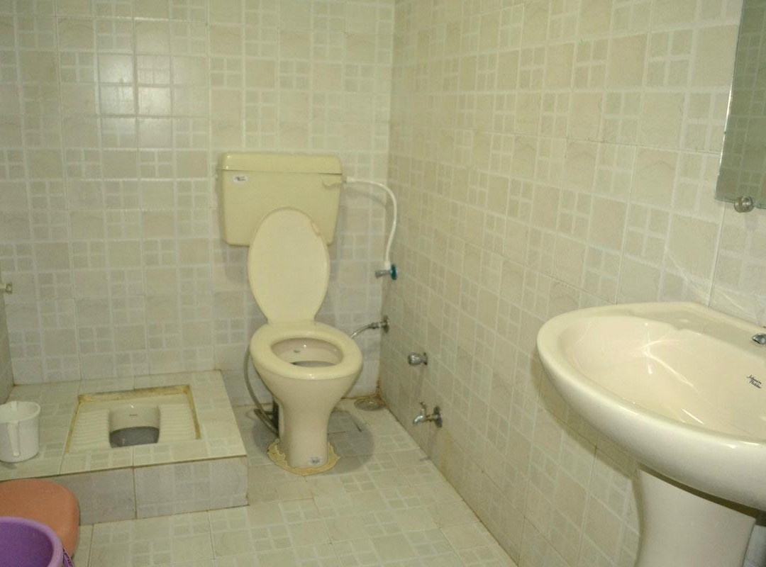 Hotel Mrignayani主图