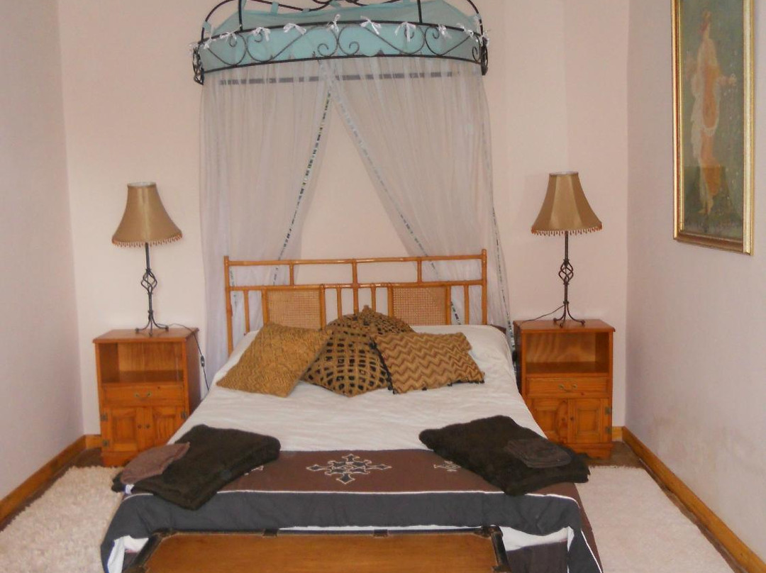 Chitungwiza酒店住宿-Blue Strawberry Bed and Breakfast