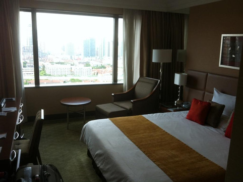 上海花园饭店主图