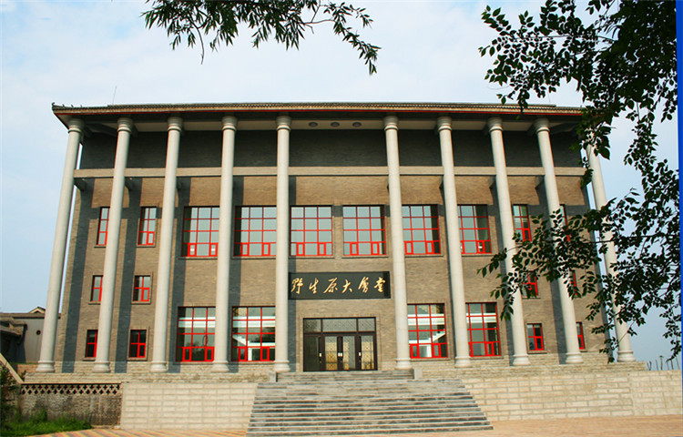 野生原度假村主图