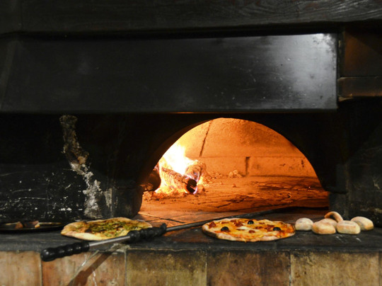 La Saga Pizzeria Grill