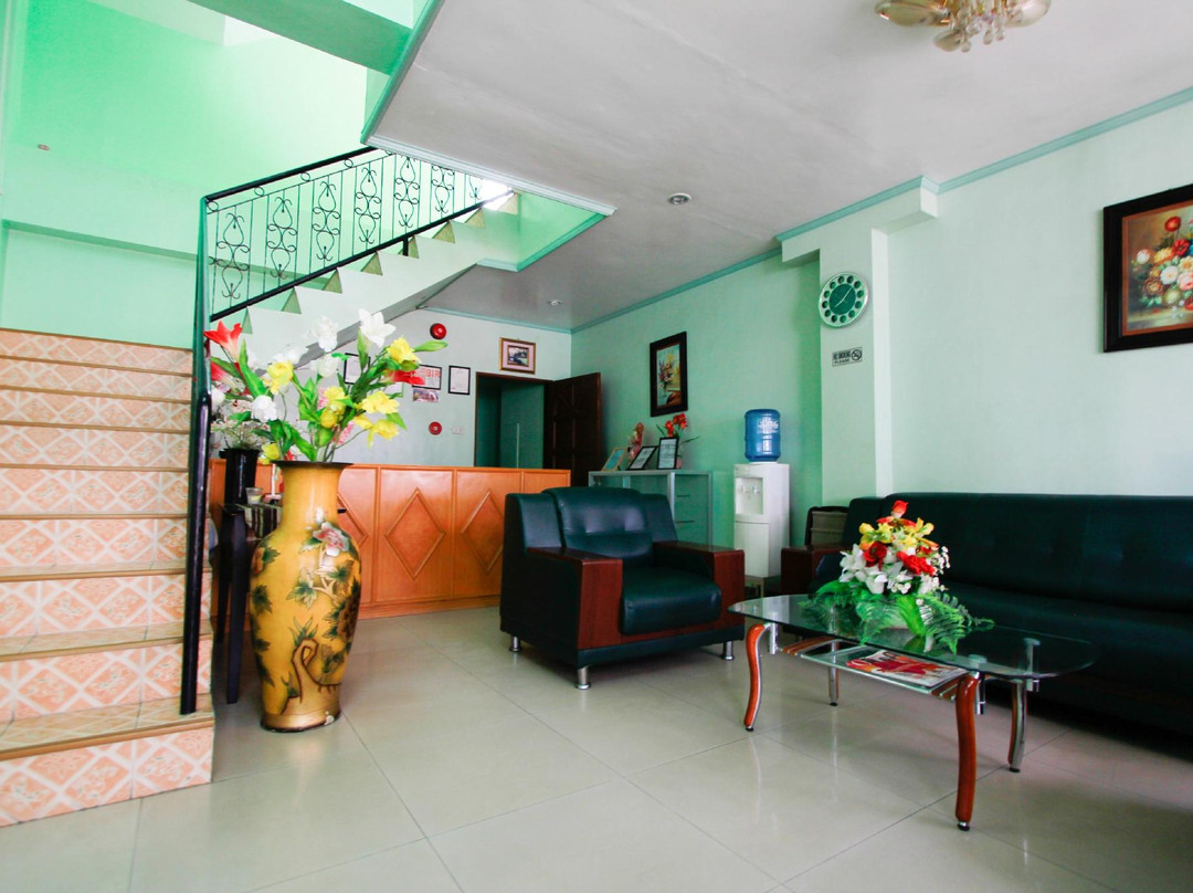 Holy Trinity Pension House & Resort主图