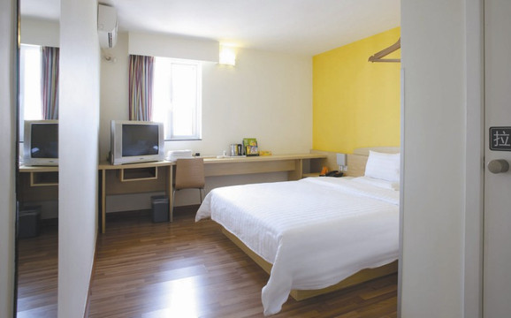 7天揭阳汽车总站环宇店主图